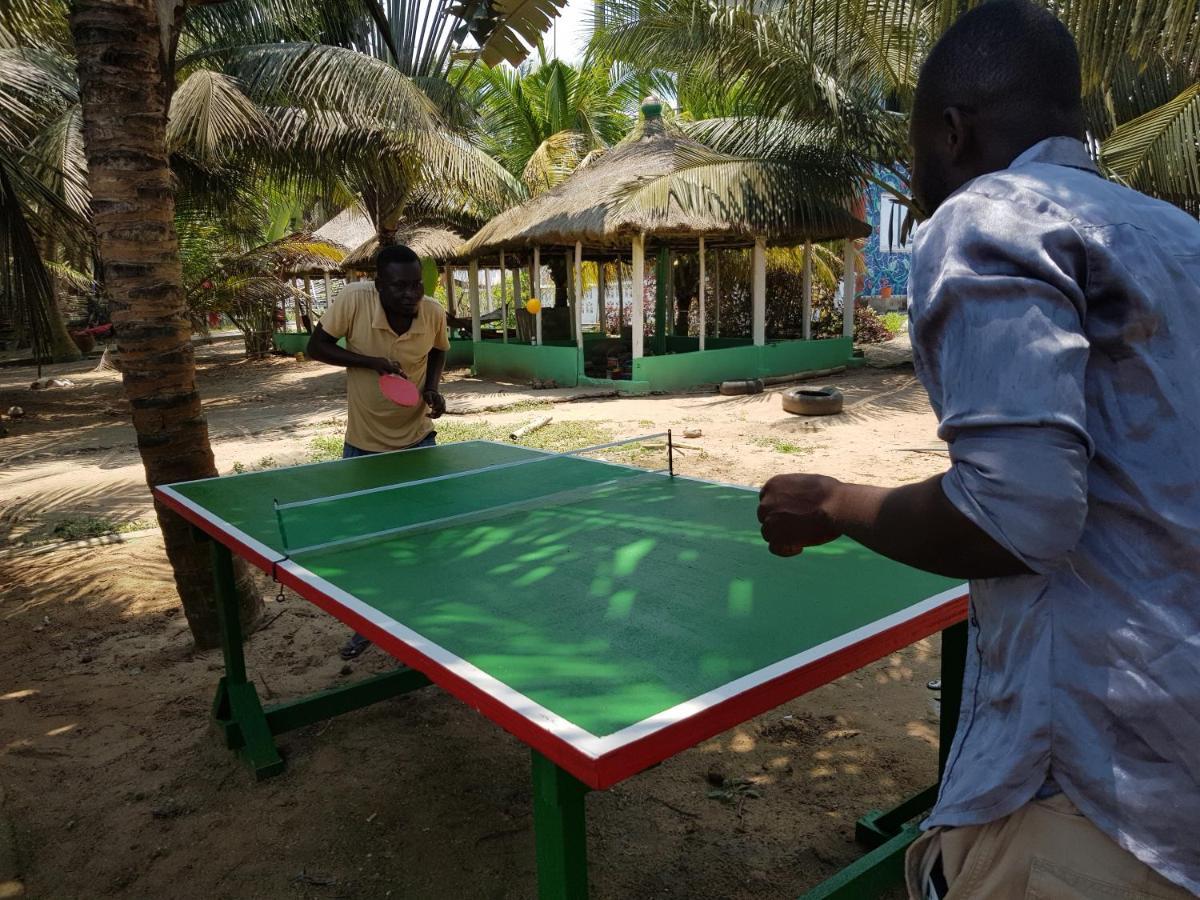 Jah Mighty Love Land Hotel Winneba Exterior photo